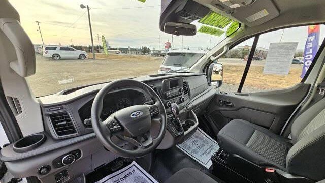 2024 Ford Transit 250