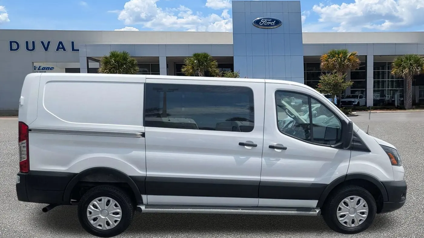 2024 Ford Transit 250