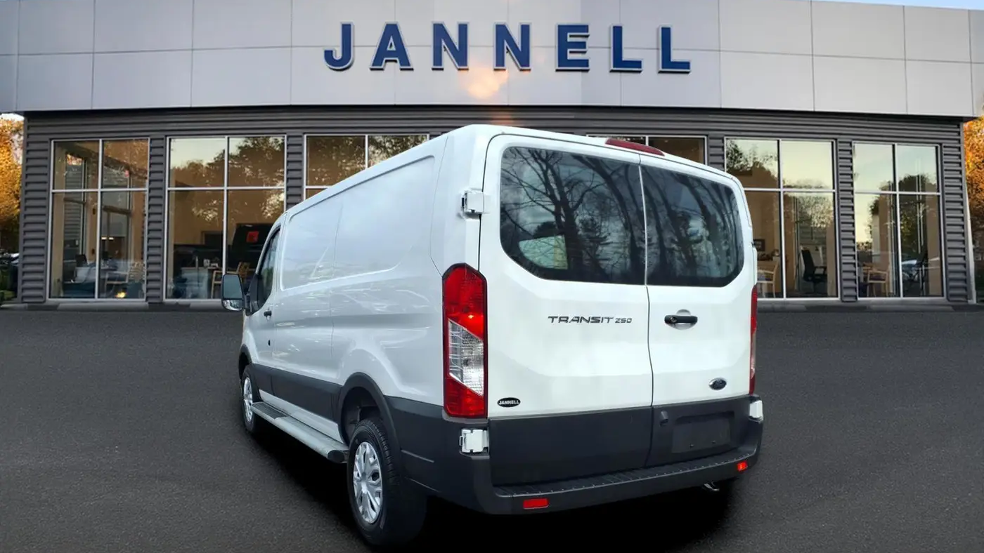2024 Ford Transit 250