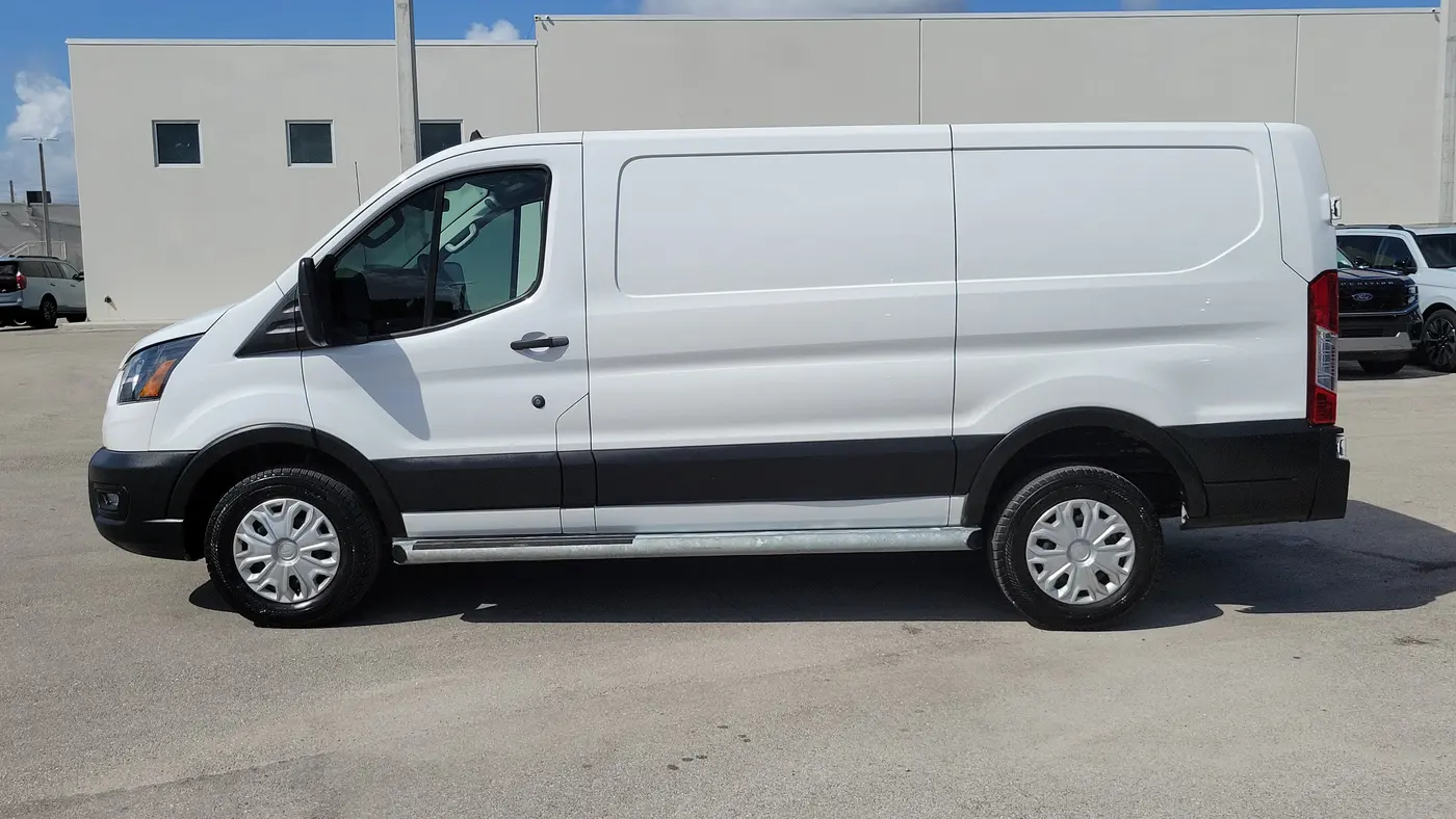 2024 Ford Transit 250
