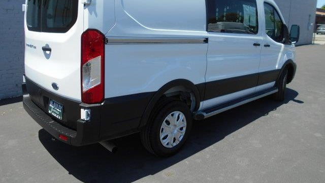 2025 Ford Transit 250