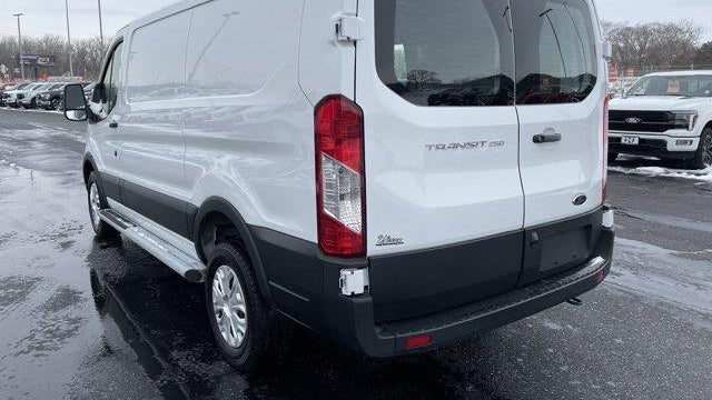 2024 Ford Transit 250