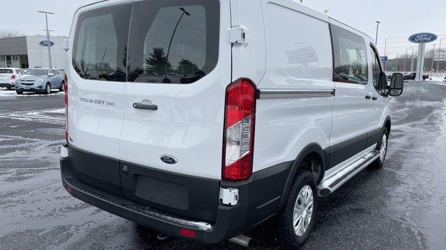 2024 Ford Transit 250