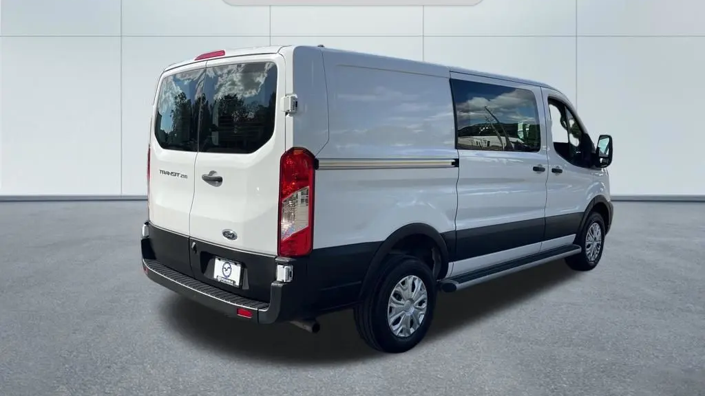2024 Ford Transit 250