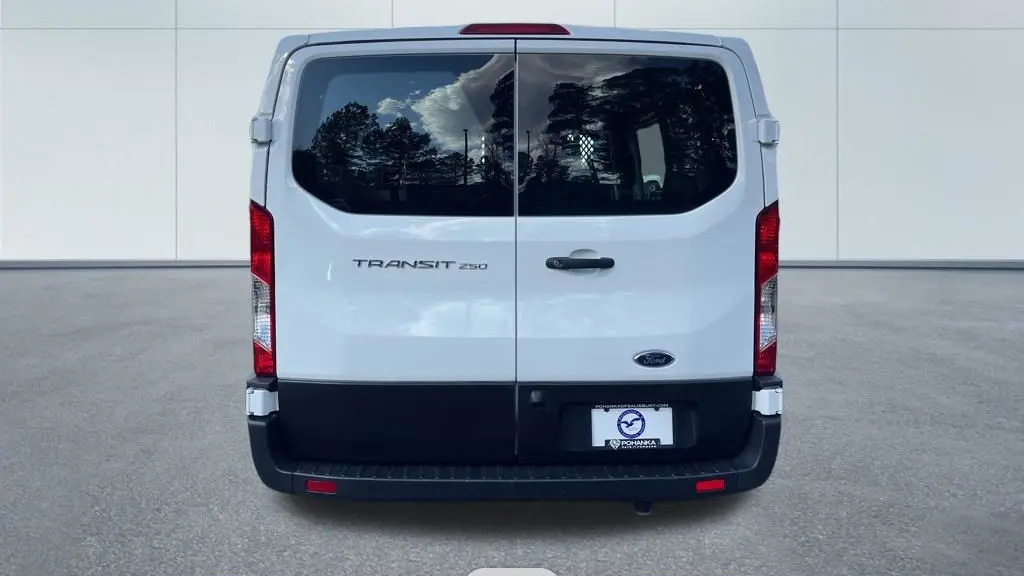 2024 Ford Transit 250