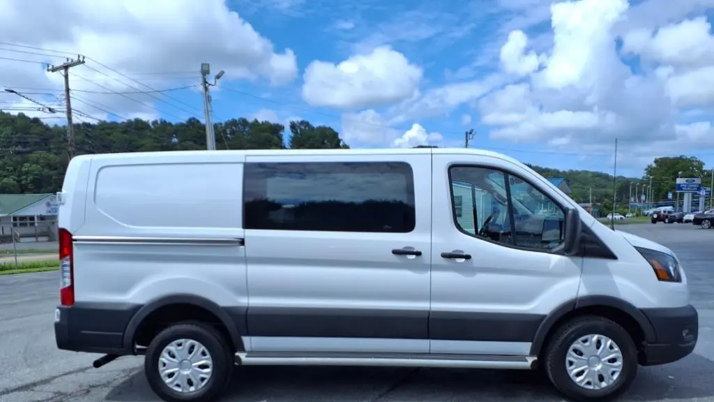 2024 Ford Transit 250