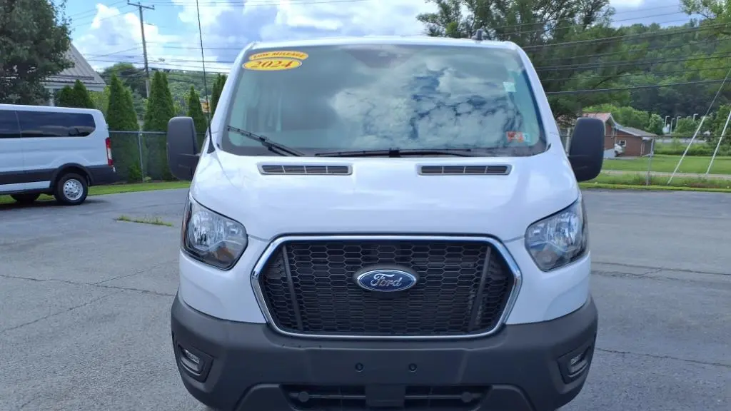 2024 Ford Transit 250