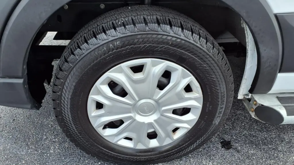 2024 Ford Transit 250