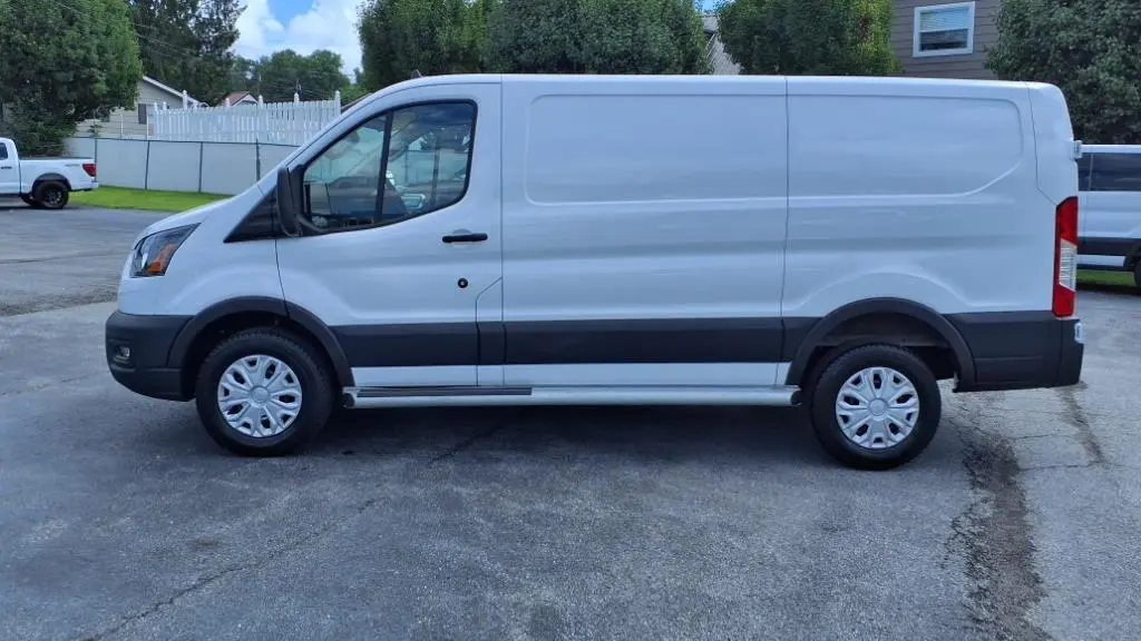 2024 Ford Transit 250