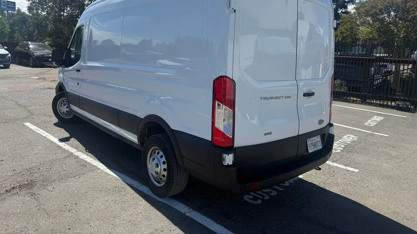 2023 Ford Transit 250