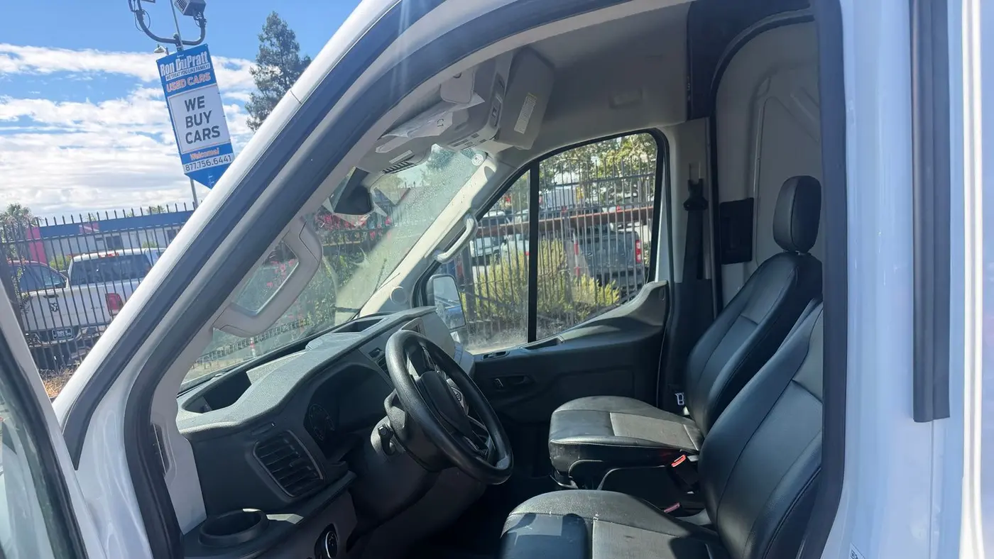 2023 Ford Transit 250