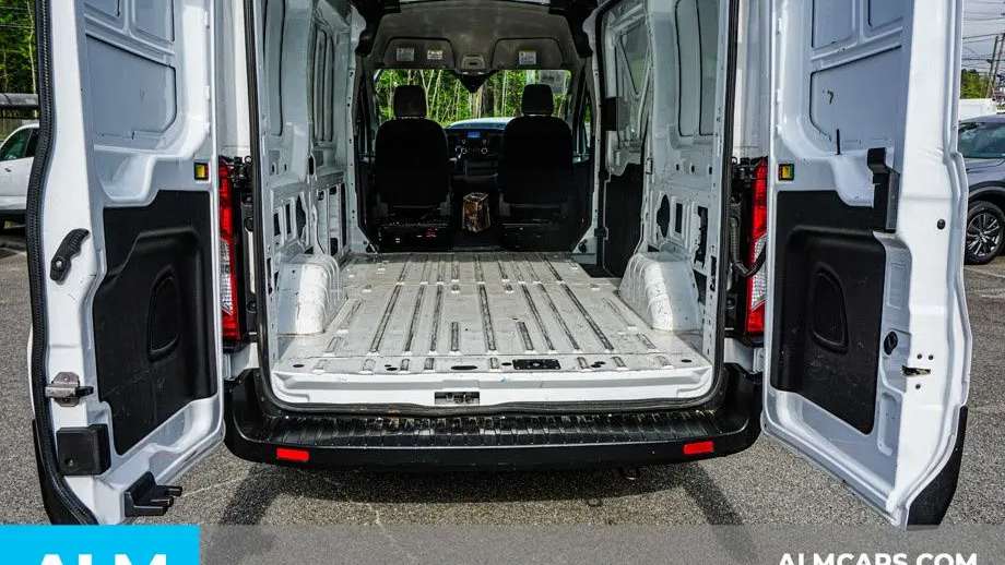 2023 Ford Transit 250