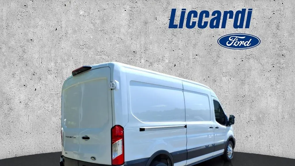 2024 Ford Transit 250