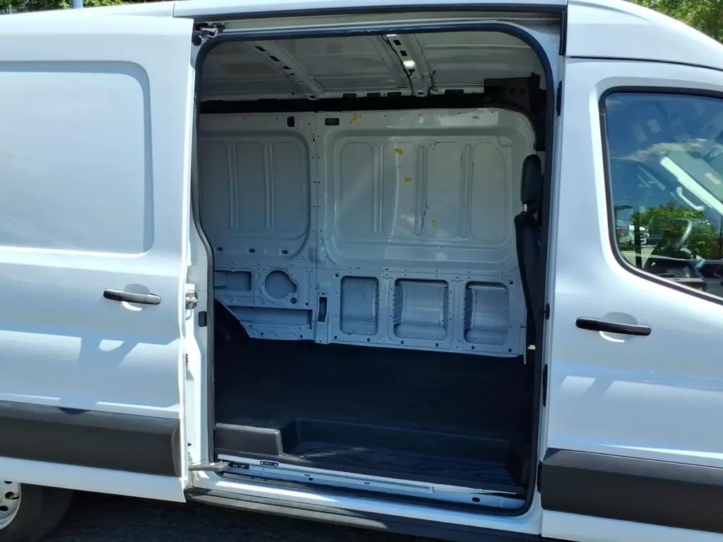 2024 Ford Transit - $42,988