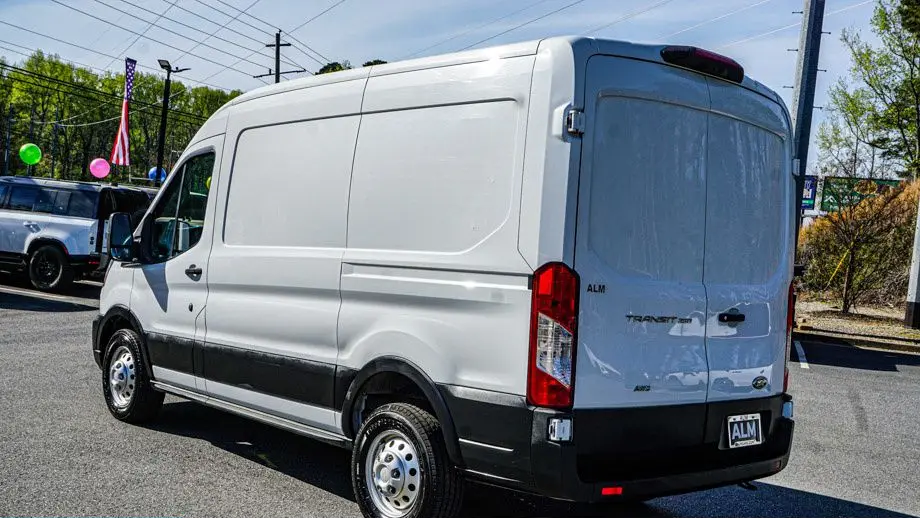 2023 Ford Transit 250