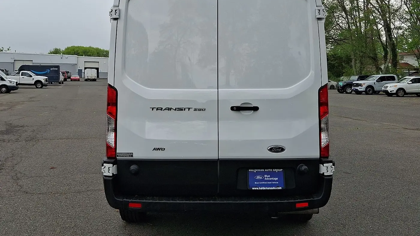 2024 Ford Transit 250