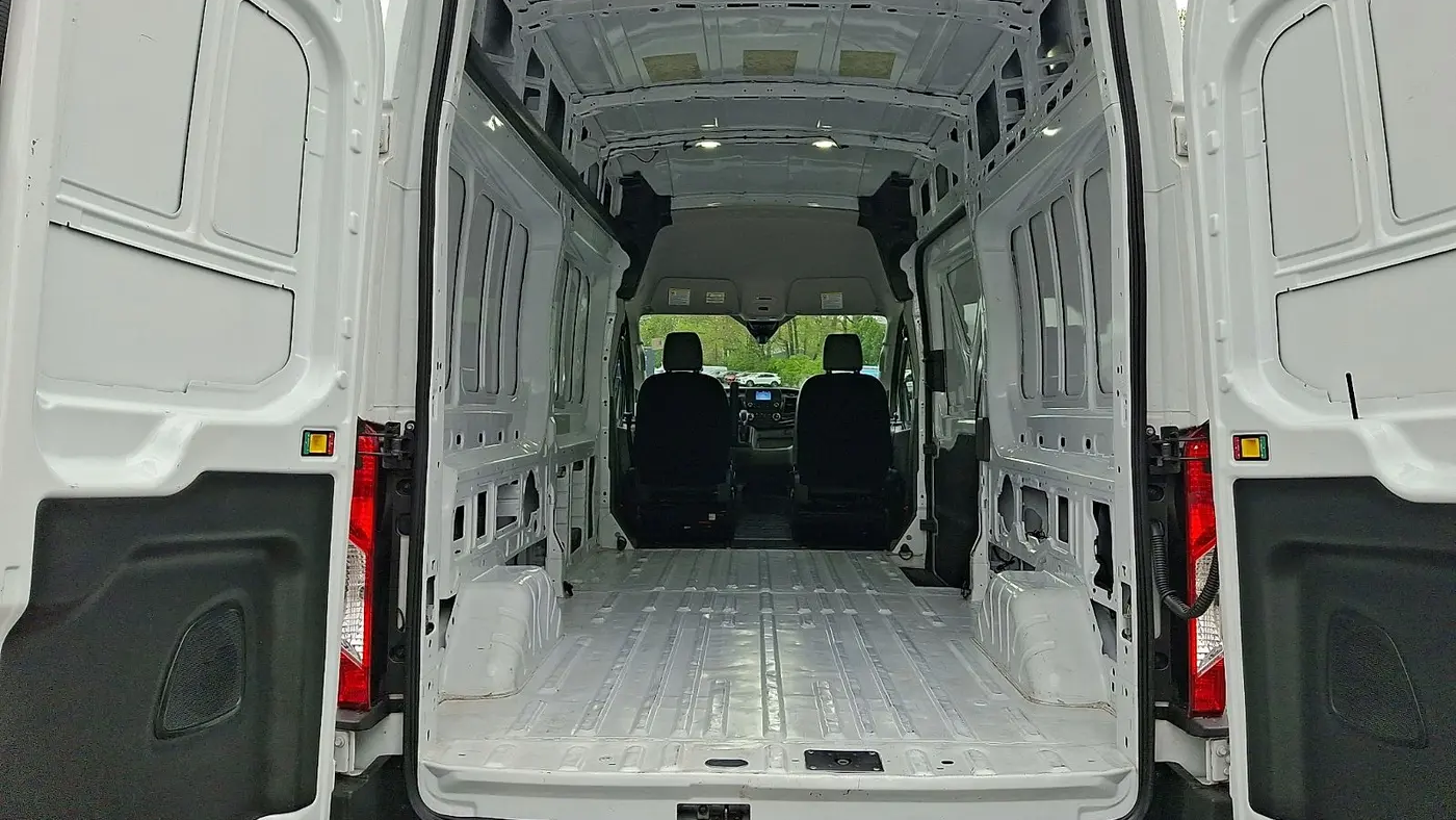 2024 Ford Transit 250