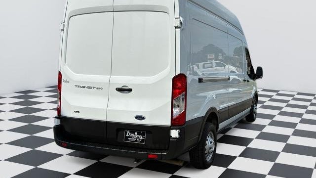 2023 Ford Transit 250