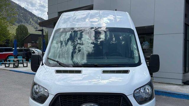 2024 Ford Transit 250
