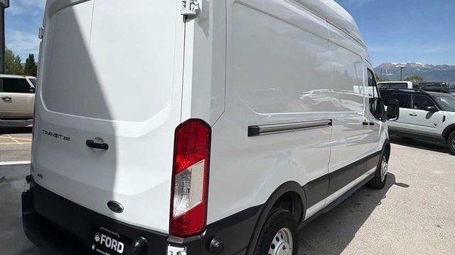 2024 Ford Transit 250