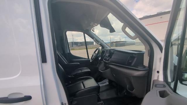 2025 Ford Transit 250