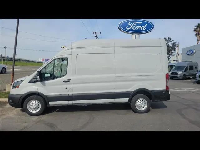 2023 Ford Transit - $129,988