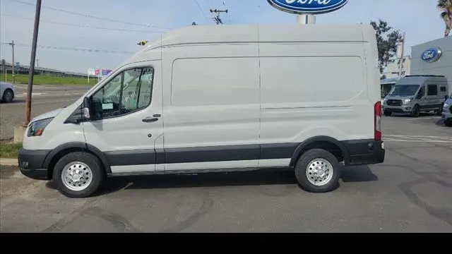 2023 Ford Transit 250
