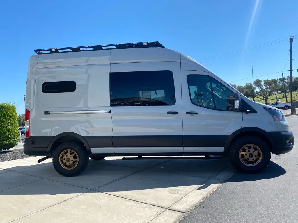 2023 Ford Transit - $125,988