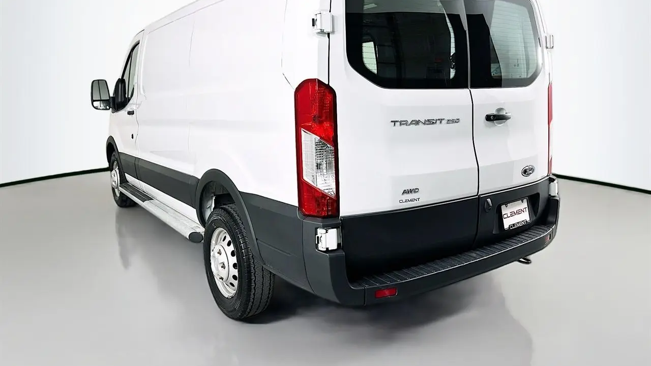 2024 Ford Transit 250