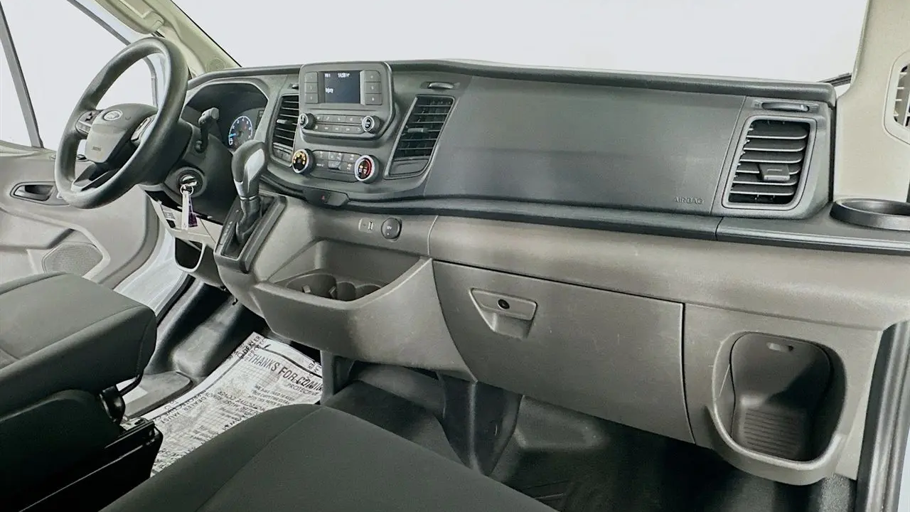 2024 Ford Transit 250