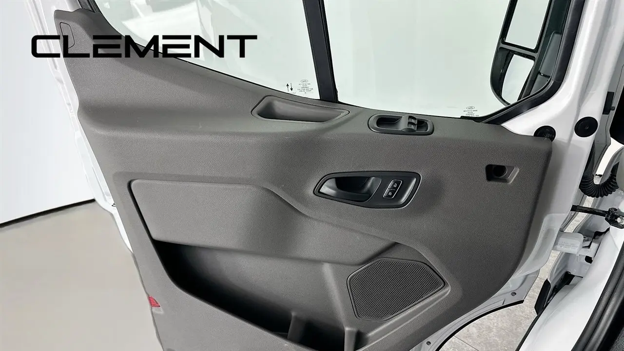 2024 Ford Transit 250