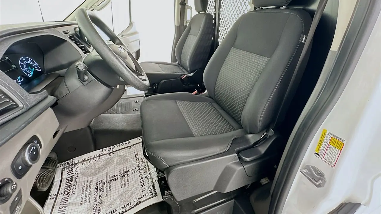 2024 Ford Transit 250