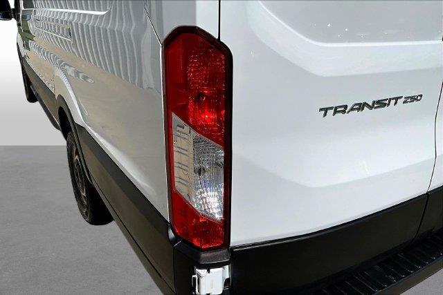 2022 Ford Transit - $37,102