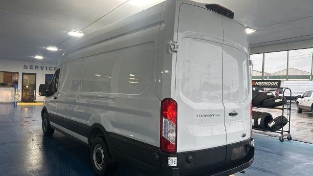 2024 Ford Transit 250