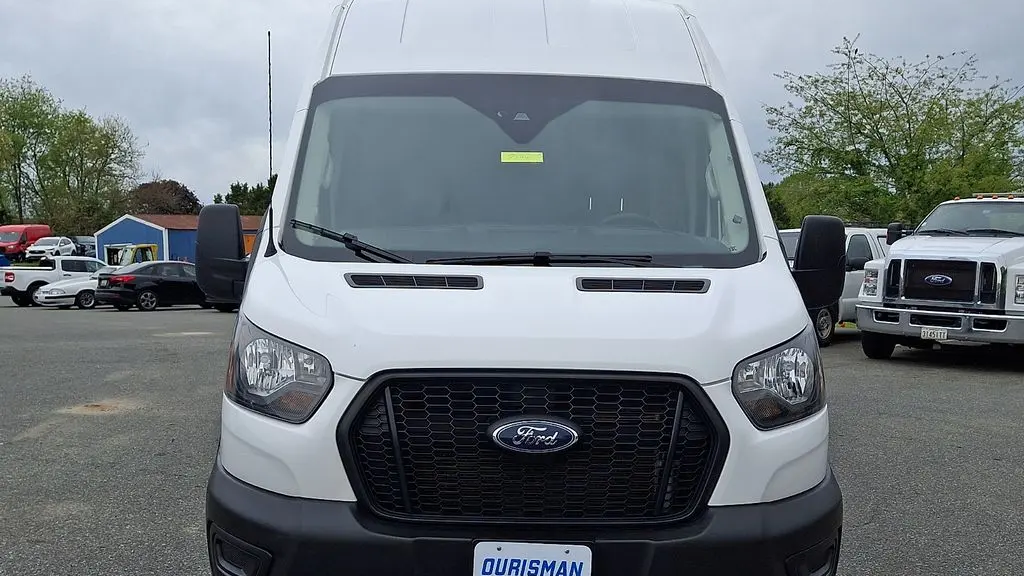 2023 Ford Transit 250
