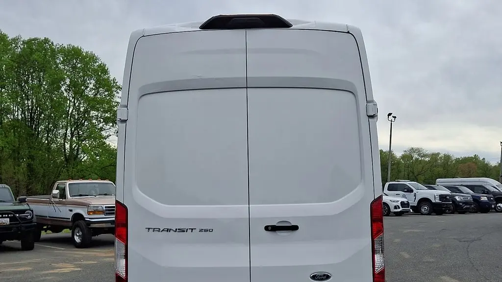 2023 Ford Transit 250