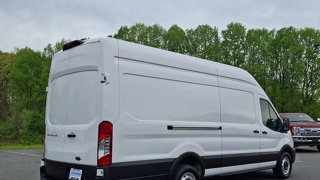 2023 Ford Transit 250