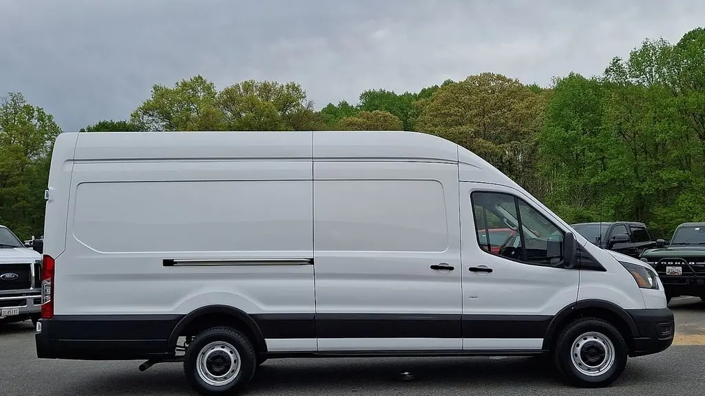 2023 Ford Transit 250