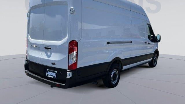 2024 Ford Transit 250