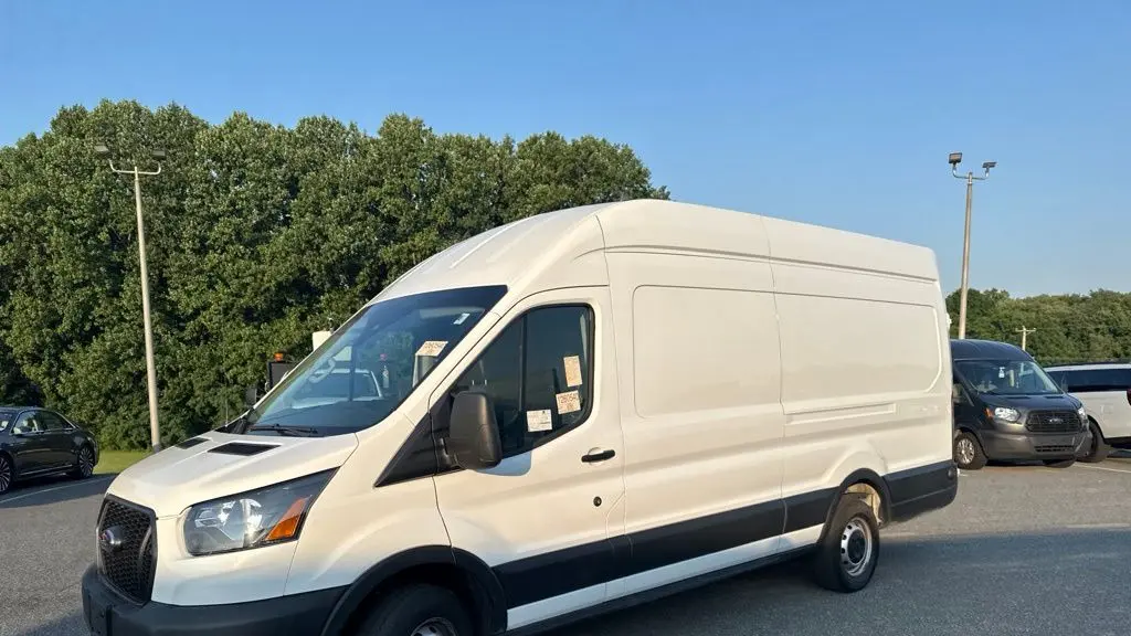 2024 Ford Transit 250