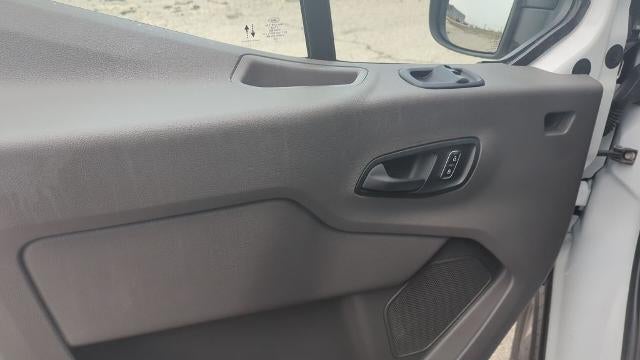2025 Ford Transit 250