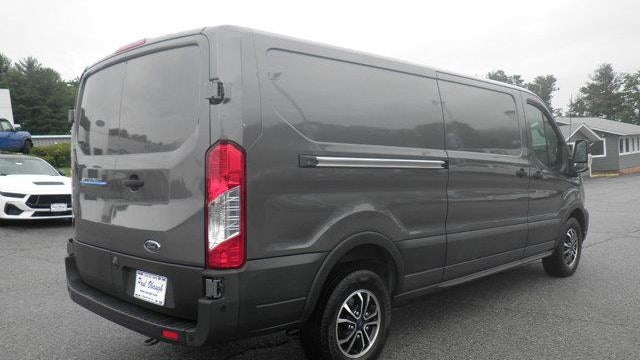 2022 Ford E-Transit 350