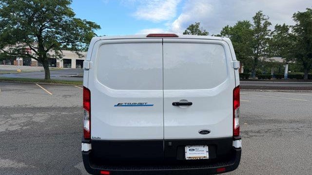 2023 Ford E-Transit 350