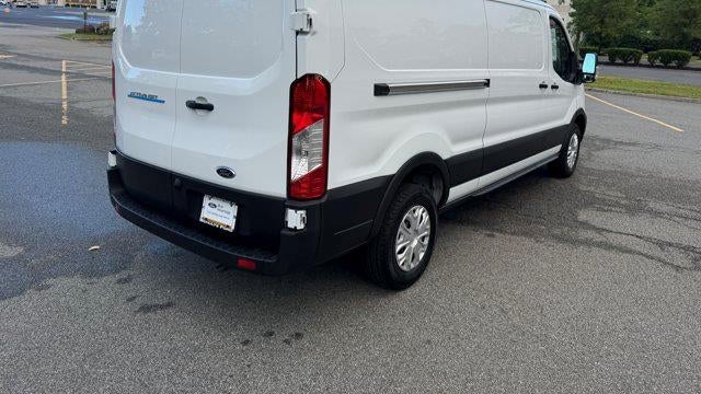 2023 Ford E-Transit 350
