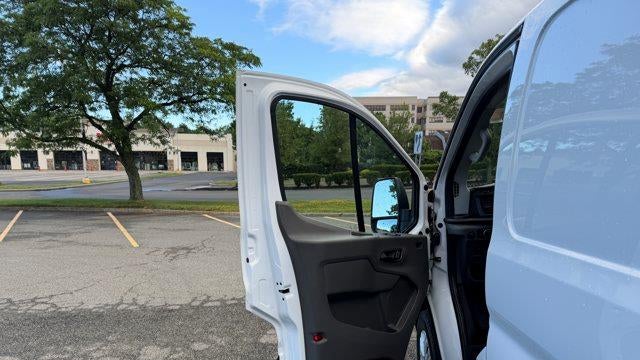 2023 Ford E-Transit 350