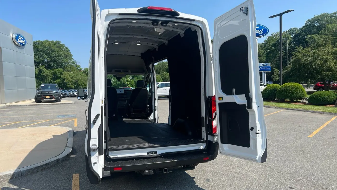 2024 Ford Transit 350