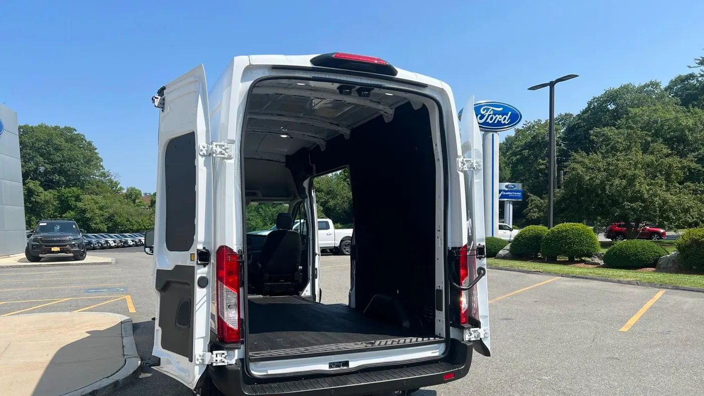 2024 Ford Transit 350