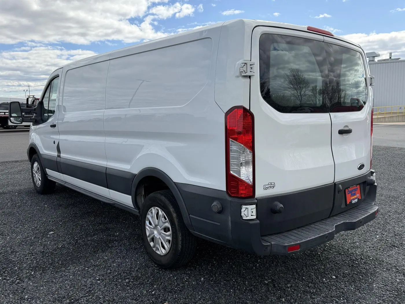 2016 Ford Transit - $14,955