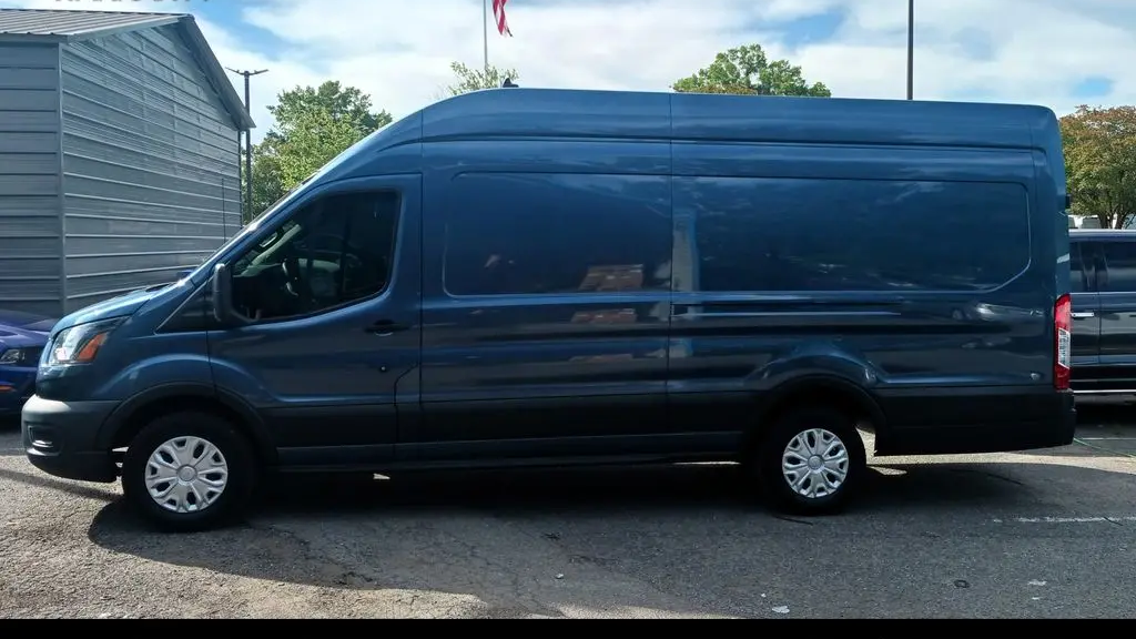 2023 Ford E-Transit 350