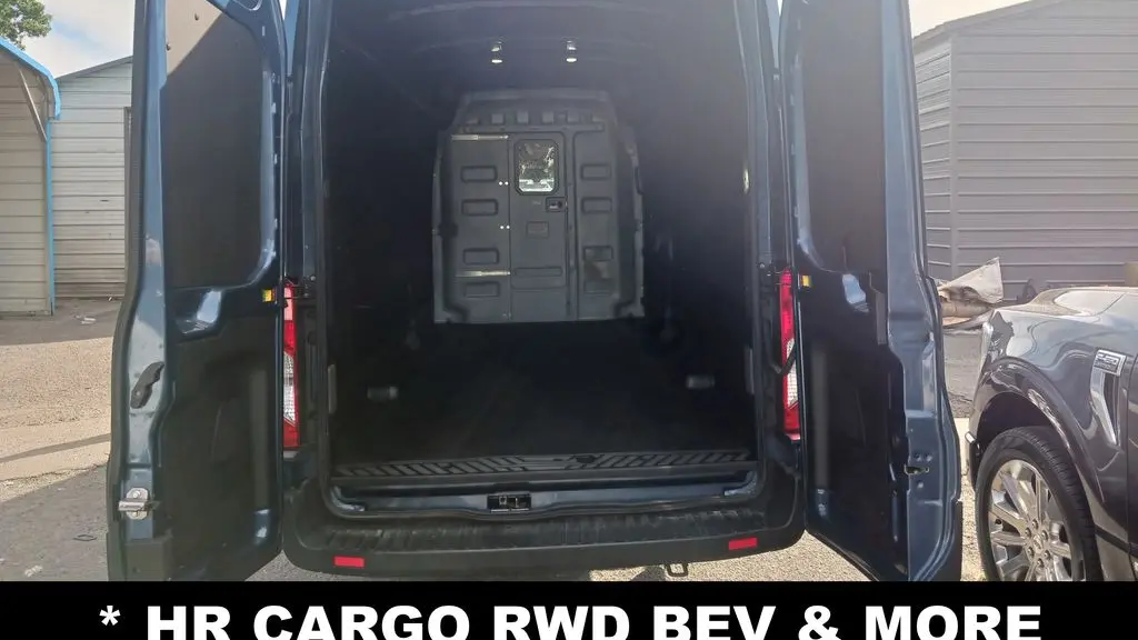 2023 Ford E-Transit 350